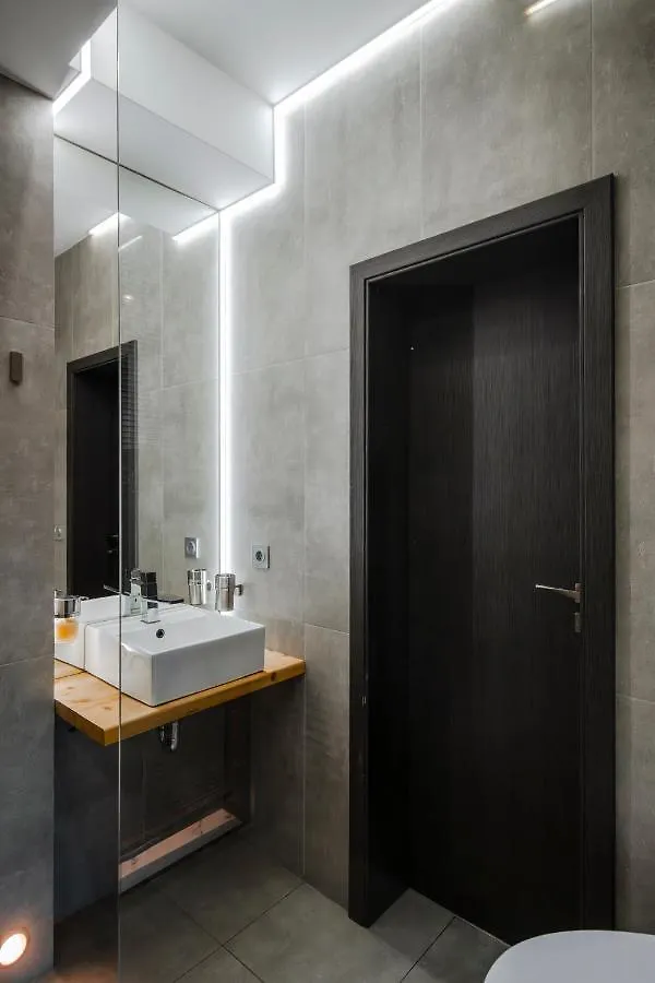 Cinematique - Designer 1Bd On Solunska Apartment Sofia Bulgaria